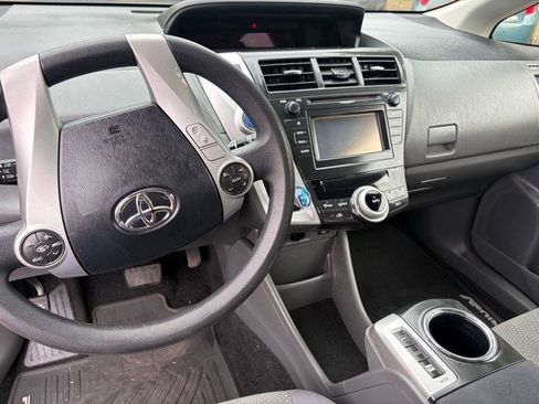 Used 2012 Toyota Prius V Two FWD image 11