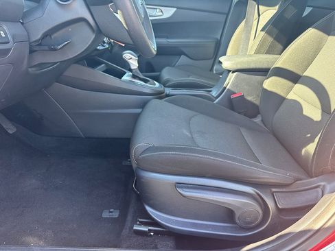 Certified 2024 Kia Forte LXS image 10