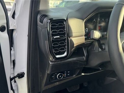 New 2025 Ford Ranger Lariat w/ FX4 Off-Road Package image 21