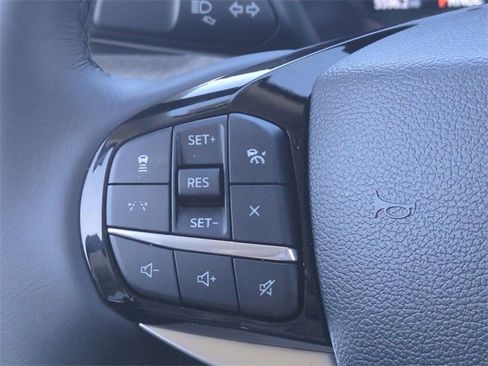 Certified 2025 Ford Explorer Platinum w/ Ultimate Package image 25