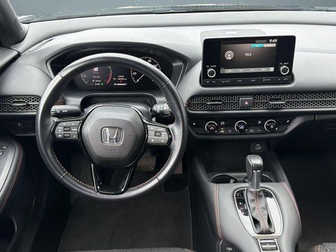 Used 2025 Honda HR-V Sport image 26