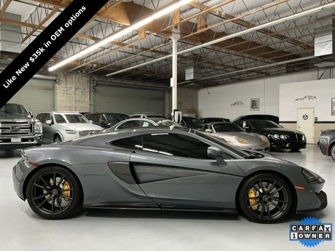 Used 2017 McLaren 570S image 5