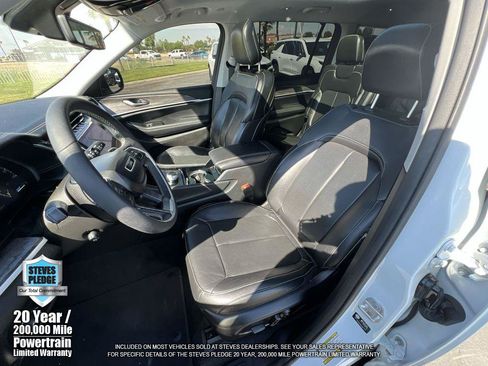 Used 2023 Jeep Grand Cherokee L Limited RWD image 24