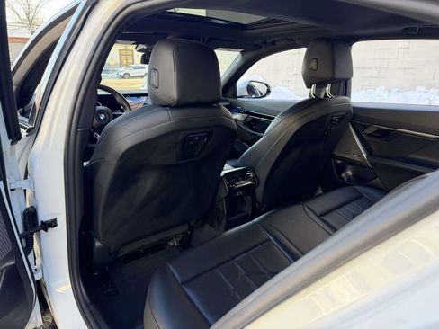 Used 2026 BMW 530i xDrive AWD/4WD image 21