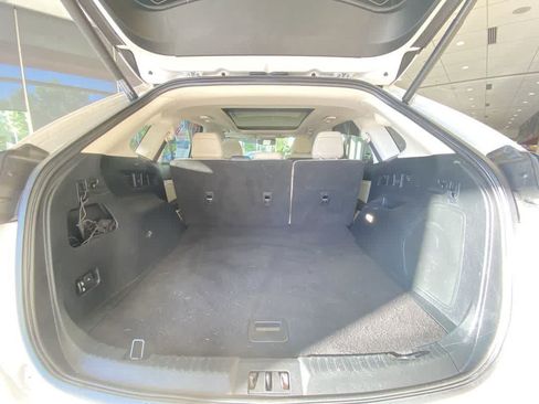 Used 2019 Ford Edge Titanium w/ Class II Trailer Tow Package AWD/4WD image 27
