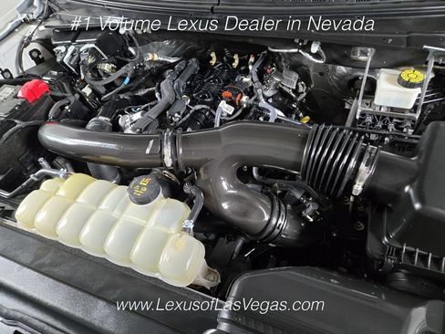 Used 2023 Ford Expedition Platinum AWD/4WD image 26