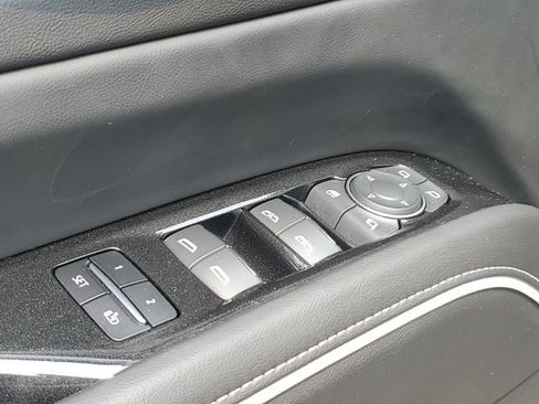 Certified 2023 Cadillac Escalade Sport w/ LPO, ONYX Package AWD/4WD image 23
