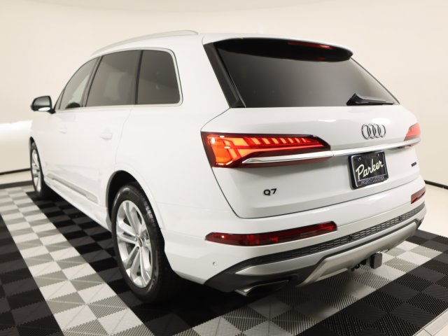 Certified 2025 Audi Q7 3.0T Prestige w/ Prestige Package AWD/4WD image 3