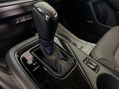 Used 2024 Subaru Crosstrek 2.5i Limited w/ Popular Package #4A image 18