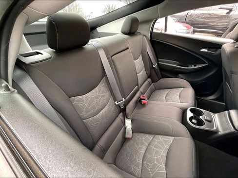 Used 2018 Chevrolet Volt LT image 30