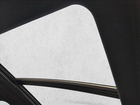 Used 2026 BMW X5 xDrive40i w/ M Sport Package image 16