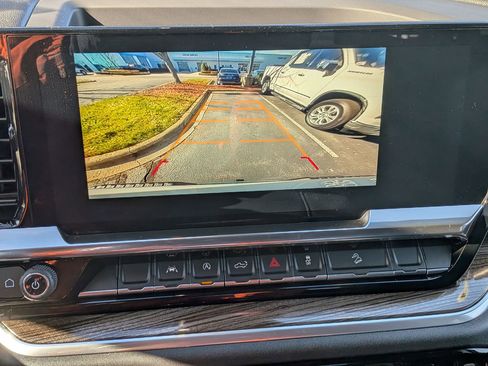 Certified 2025 Chevrolet Silverado 1500 LT w/ Z71 Off-Road Package image 29