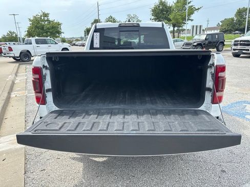 Used 2020 RAM 1500 Laramie AWD/4WD image 12