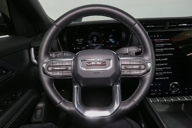 Used 2026 GMC Terrain Elevation w/ Elevation Premium Package AWD/4WD image 29