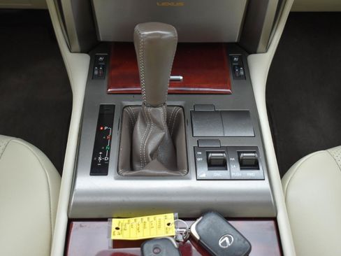 Used 2013 Lexus GX 460 w/ Comfort Plus Pkg AWD/4WD image 22