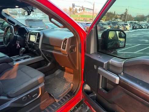 Used 2016 Ford F150 XLT w/ Equipment Group 302A Luxury image 10
