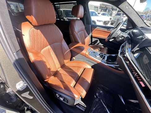 Used 2023 BMW X7 M60i w/ Executive Package image 61