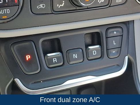 Used 2018 GMC Terrain SLT w/ Preferred Package AWD/4WD image 11