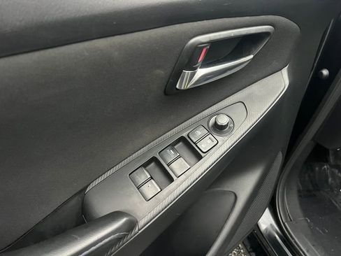 Used 2017 Toyota Yaris iA image 11