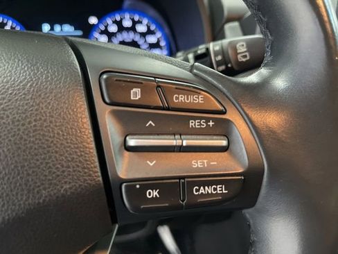 Used 2019 Hyundai Kona Limited AWD/4WD image 17