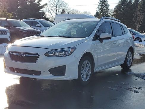 Used 2018 Subaru Impreza 2.0i Premium w/ Eyesight & BSD & Rcta image 2