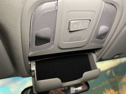 Used 2020 Kia Niro EX w/ Cold Weather Package image 49