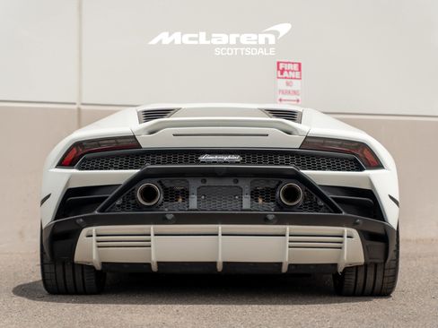 Used 2023 Lamborghini Huracan EVO image 6