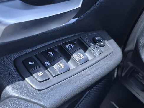 Used 2021 RAM 1500 Big Horn AWD/4WD image 28