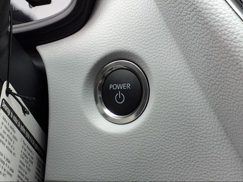 Certified 2026 Toyota Corolla SE image 23