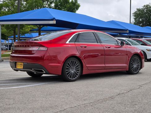 Used 2018 Lincoln MKZ Reserve FWD image 3