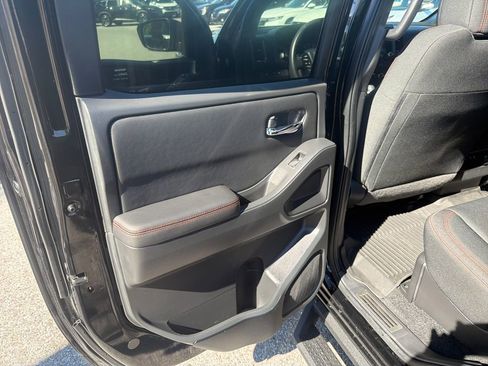 Certified 2023 Nissan Frontier PRO-4X w/ Pro Convenience Package image 18