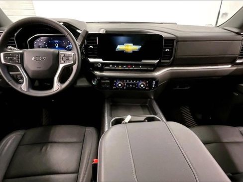 Used 2025 Chevrolet Silverado 2500 LTZ image 16