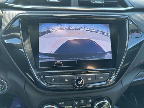 Used 2023 Chevrolet TrailBlazer RS w/ Sun and Liftgate Package image 26