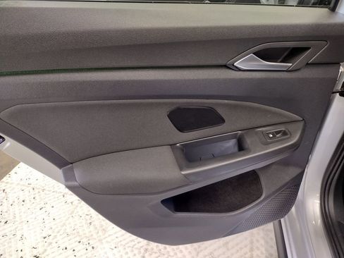 Certified 2022 Volkswagen GTI SE image 23