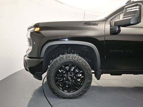 New 2026 Chevrolet Silverado 2500 LT w/ Trail Boss Package AWD/4WD image 9
