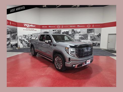 Certified 2025 GMC Sierra 1500 Denali Ultimate AWD/4WD image 1
