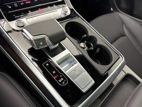 New 2026 Audi Q8 Premium Plus image 18