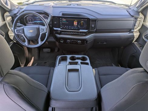 Used 2023 Chevrolet Silverado 1500 LT image 16