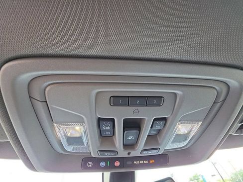 Used 2021 Chevrolet Silverado 1500 LT Trail Boss w/ Convenience Package II AWD/4WD image 22
