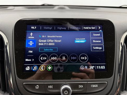 Used 2023 Chevrolet Equinox RS image 17