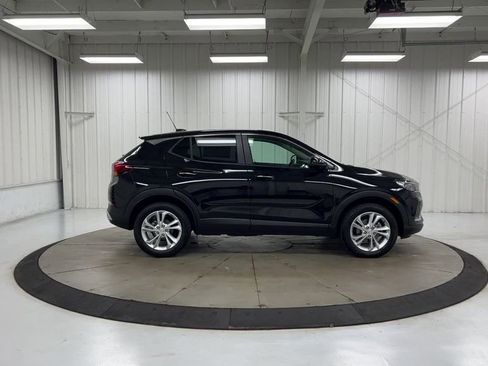 Used 2023 Buick Encore GX Preferred w/ Cold Weather Comfort Package AWD/4WD image 9