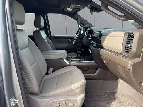 Used 2025 GMC Sierra 1500 SLT w/ SLT Premium Package image 48