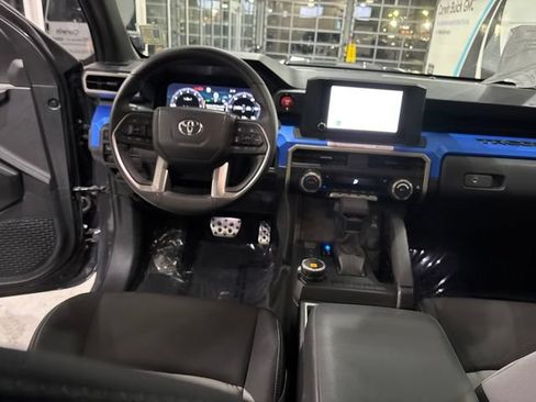 Used 2026 Toyota Tacoma TRD Off-Road AWD/4WD image 31
