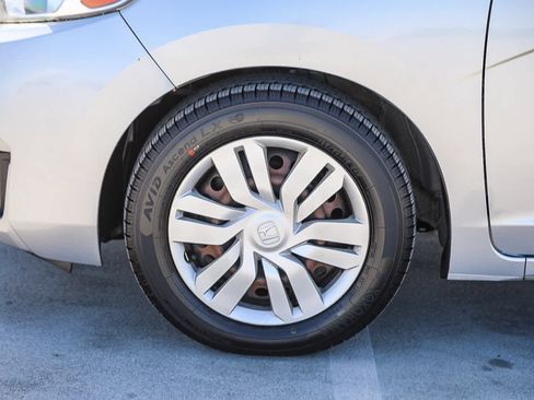 Used 2017 Honda Fit LX image 10