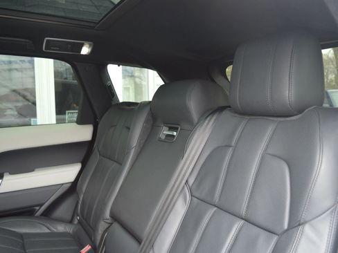 Used 2016 Land Rover Range Rover Sport Supercharged image 16