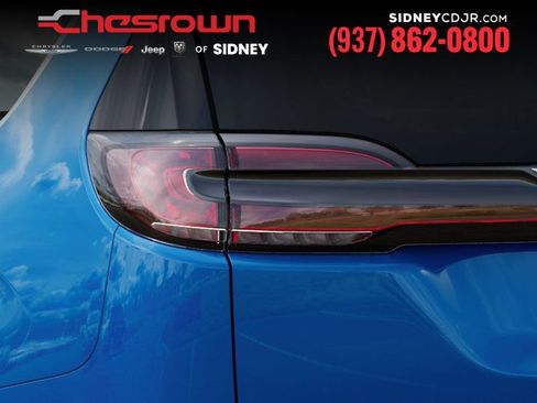 New 2026 Chrysler Pacifica Select image 9