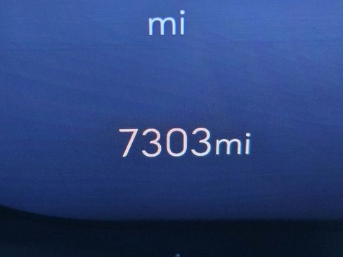 Certified 2025 Buick Envision Avenir image 40