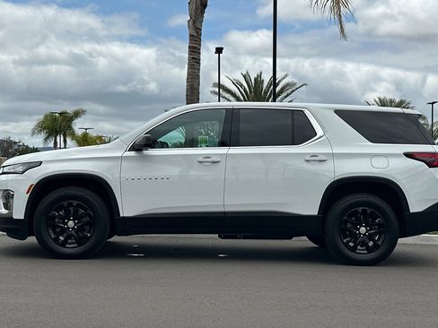 Used 2022 Chevrolet Traverse LS FWD image 7