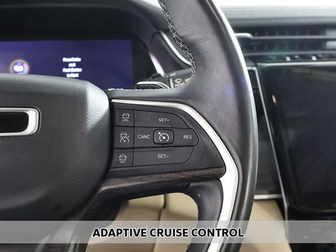 Used 2021 Jeep Grand Cherokee L Limited AWD/4WD image 6