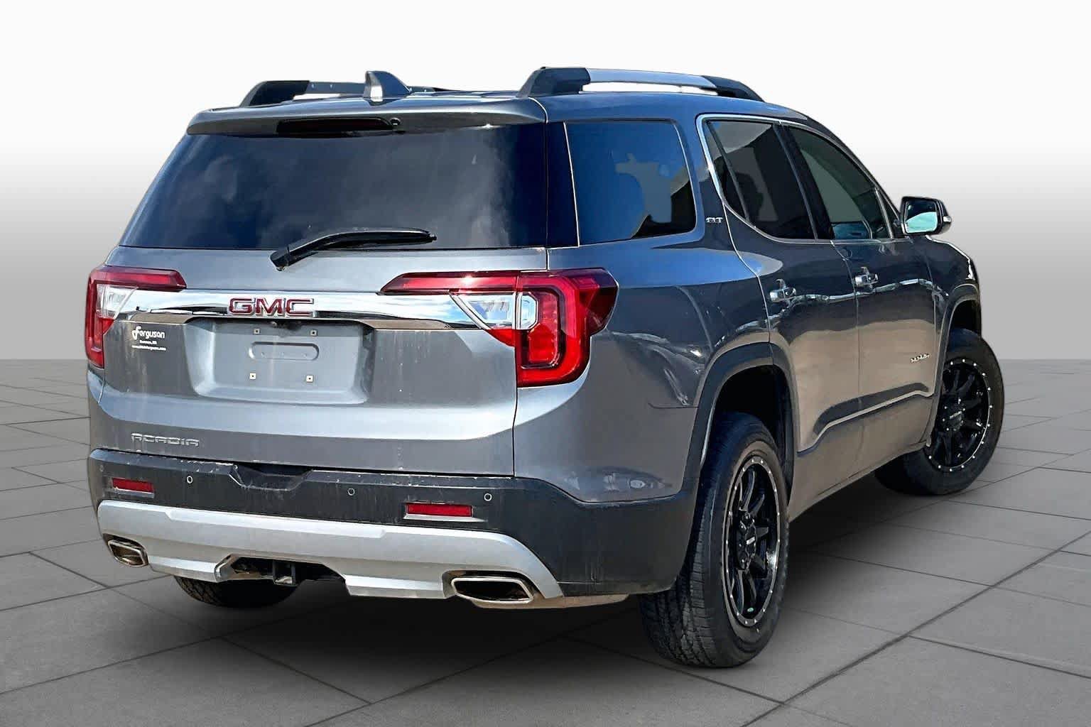 Used 2021 GMC Acadia SLT FWD image 12